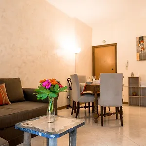 Lorenteggio Balcony Flat Milano